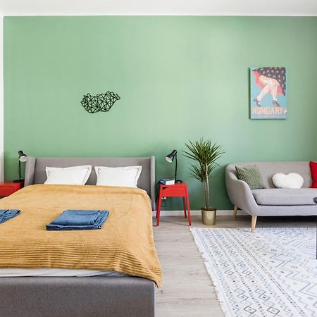 בודפשט Stylish And Colourful Apartment In The City Centre מראה חיצוני תמונה