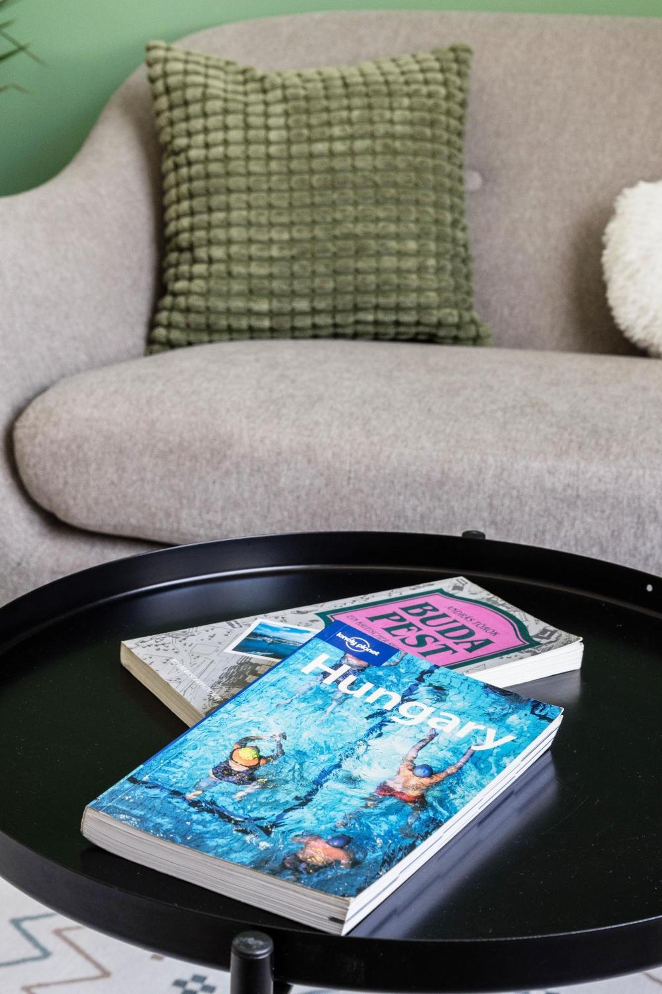 בודפשט Stylish And Colourful Apartment In The City Centre מראה חיצוני תמונה